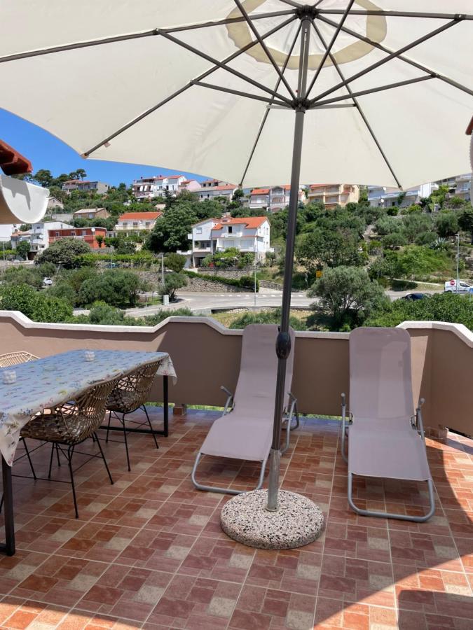 Ferienwohnung Penthouse Damjan Banjol Exterior foto